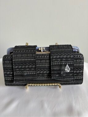Volcom Patterned Wallet / Clutch